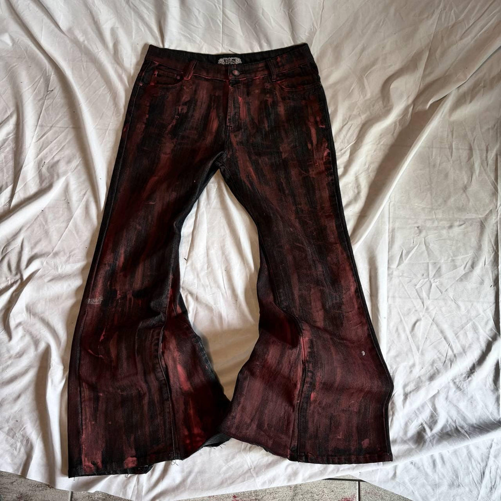 Ręcznie robione, czarno-czerwone, malowane, szerokie dżinsy: Gotyckie, grunge'owe, rok 2000