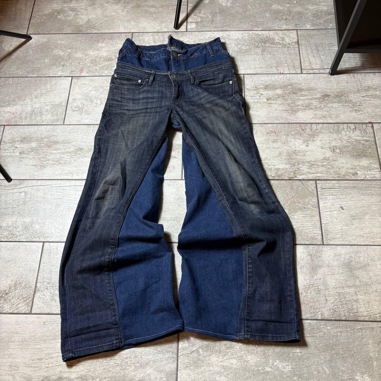 Ręcznie robione niebieskie jeansy z szerokimi nogawkami: Y2K Goth Punk Alt Streetwear