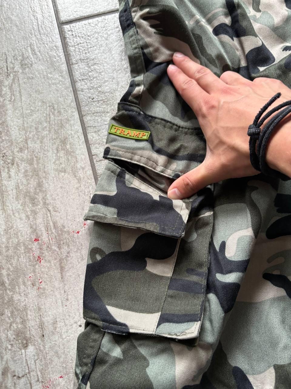 Spodnie cargo Baggy Camo: styl vintage grunge z 2000 r. w stylu wojskowym