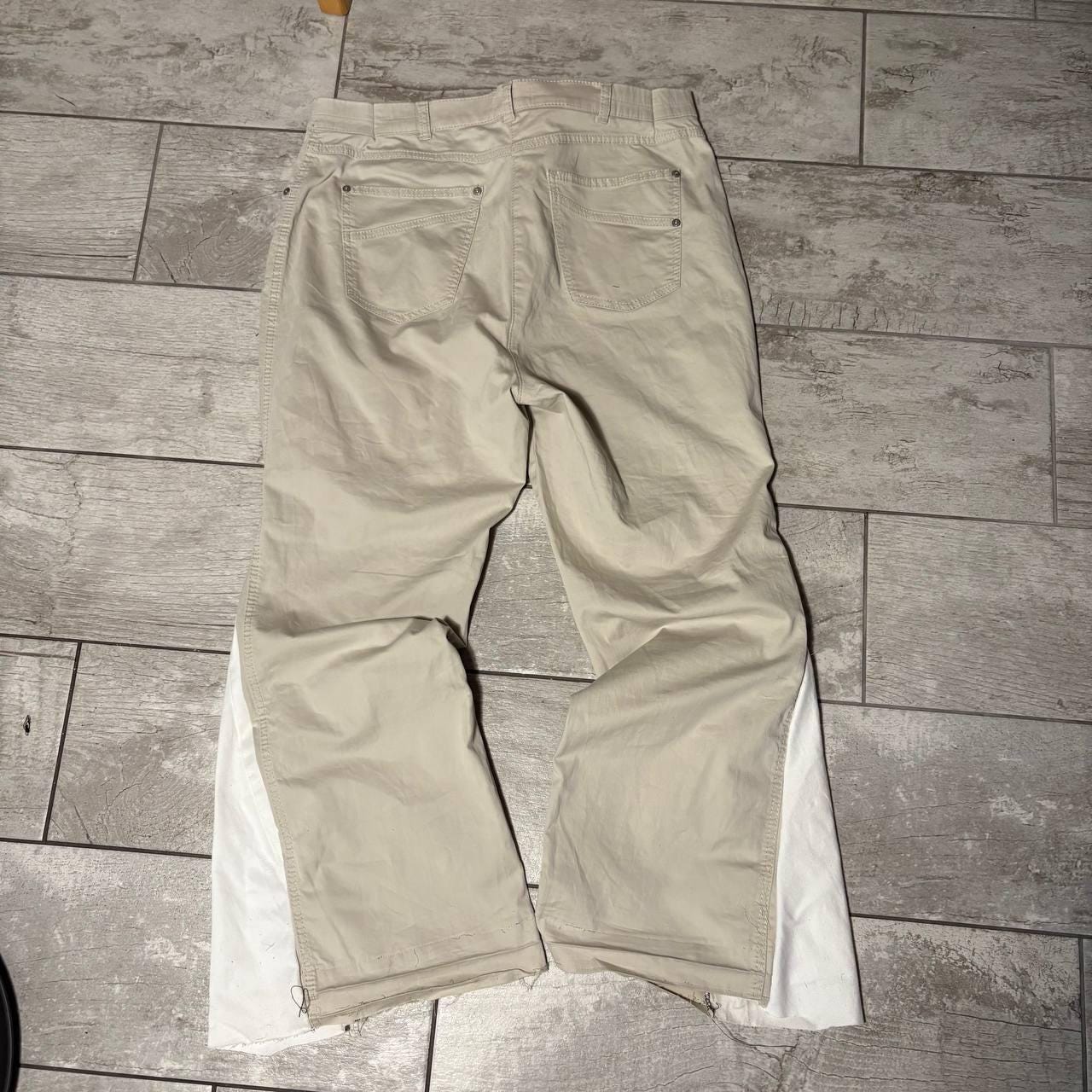 Ręcznie robione spodnie dzwony w stylu gotyckim Y2K: spodnie w stylu streetwear