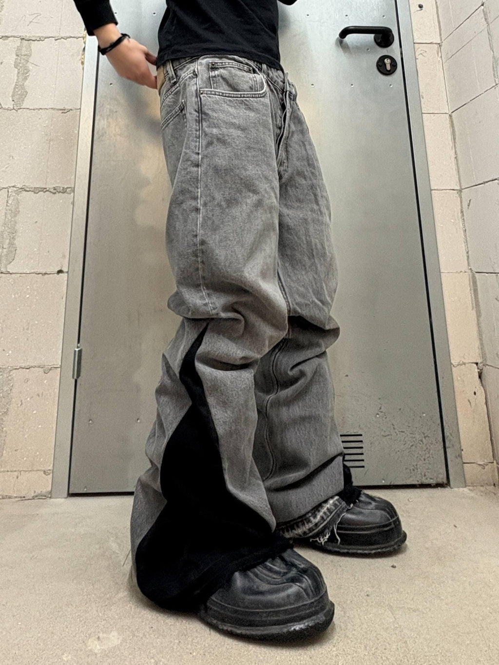 Jeansy Bootcut w kolorze szarym, dzwony, ręcznie robione: Y2K Goth Punk Grunge