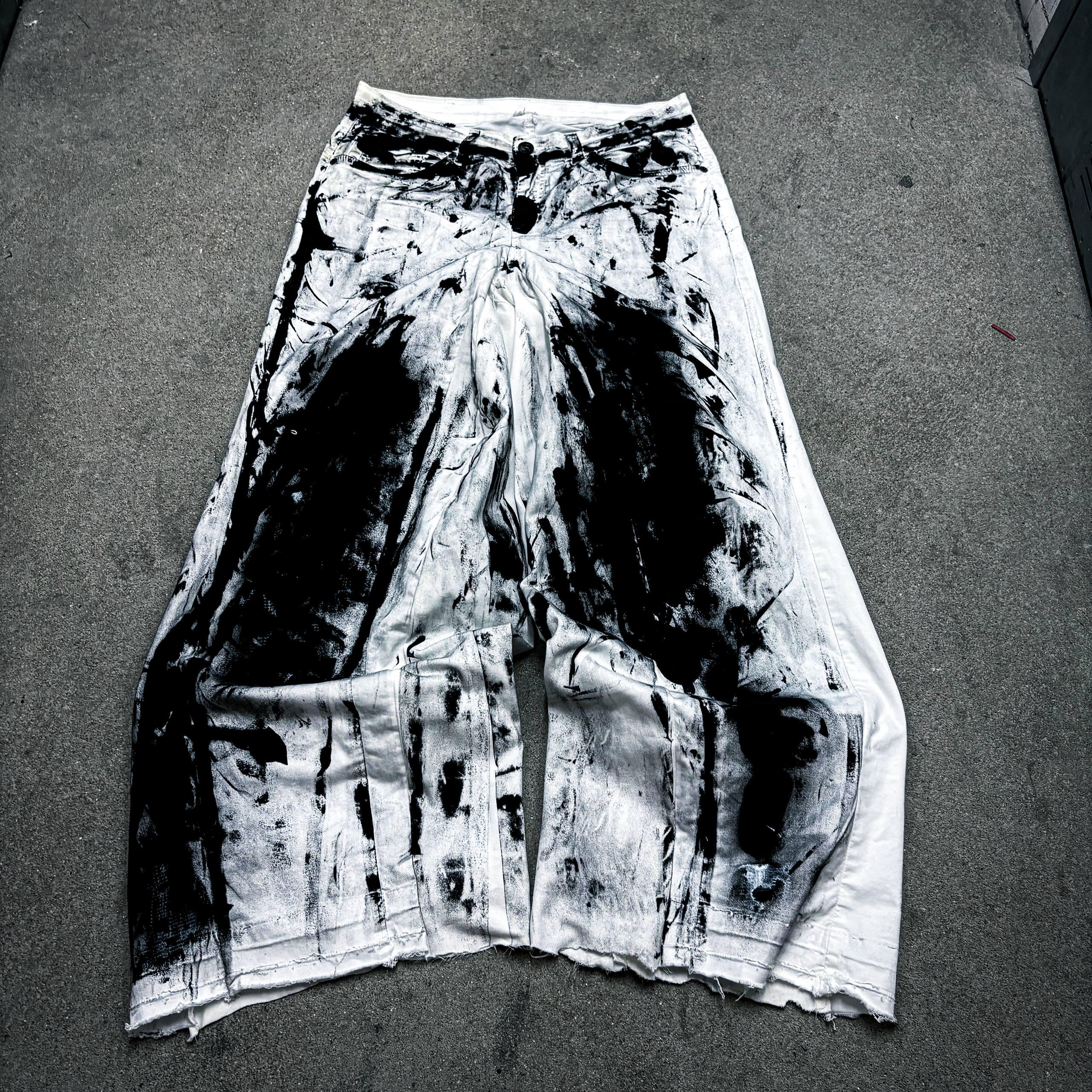 Białe jeansy z szerokimi nogawkami, ręcznie robione: Grunge Goth Y2K