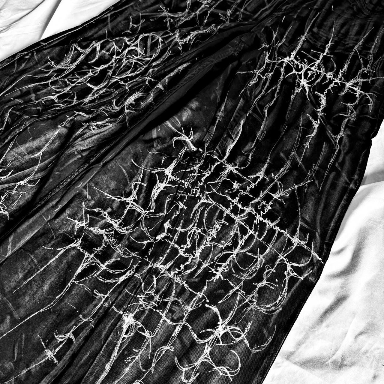 Ręcznie robione jeansy z szerokimi nogawkami i nadrukiem cybernetycznym: Goth Punk Grunge Streetwear