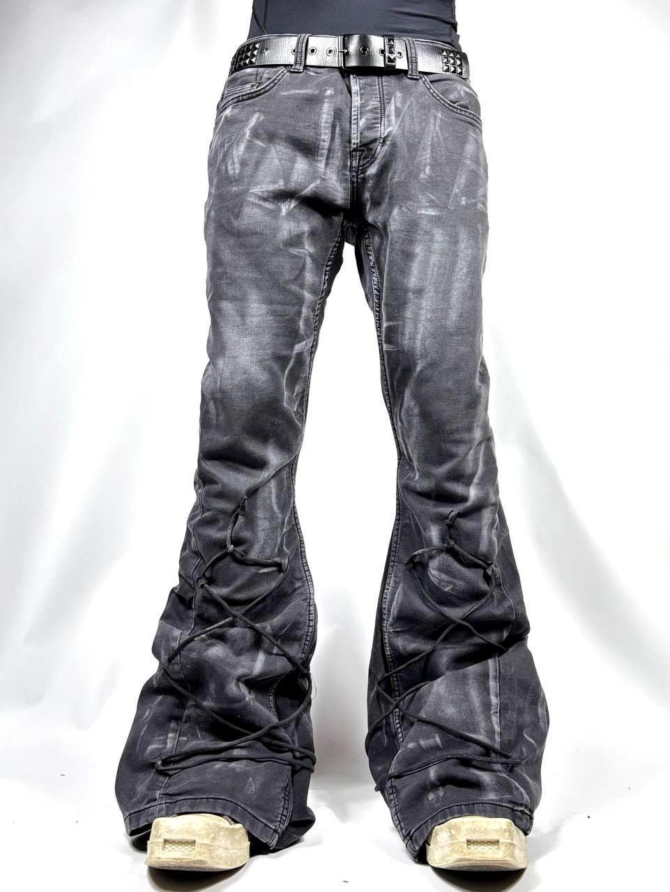 Ręcznie robione czarne dzwony: przetworzony gotycki punk alternatywny streetwear