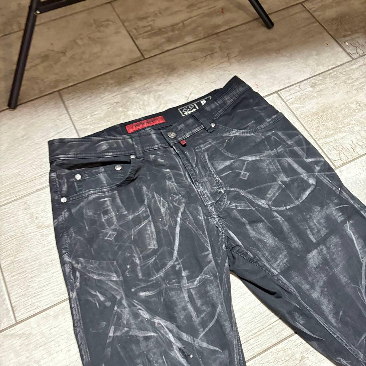 Ręcznie robione czarne, woskowane, rozszerzane jeansy: Y2K Goth Punk Alt Streetwear