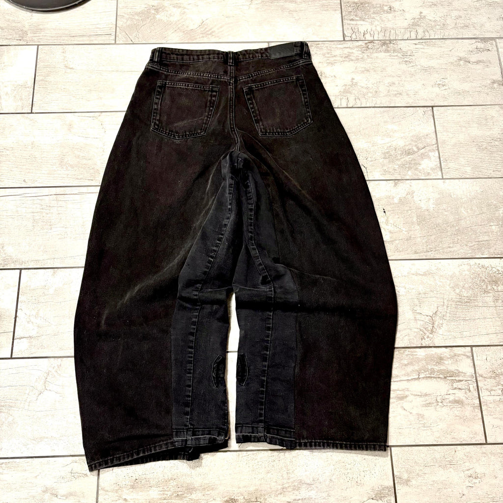 Ręcznie robione spodnie baggy z nadrukiem Cyber Sigilism: Y2K Grunge Techwear