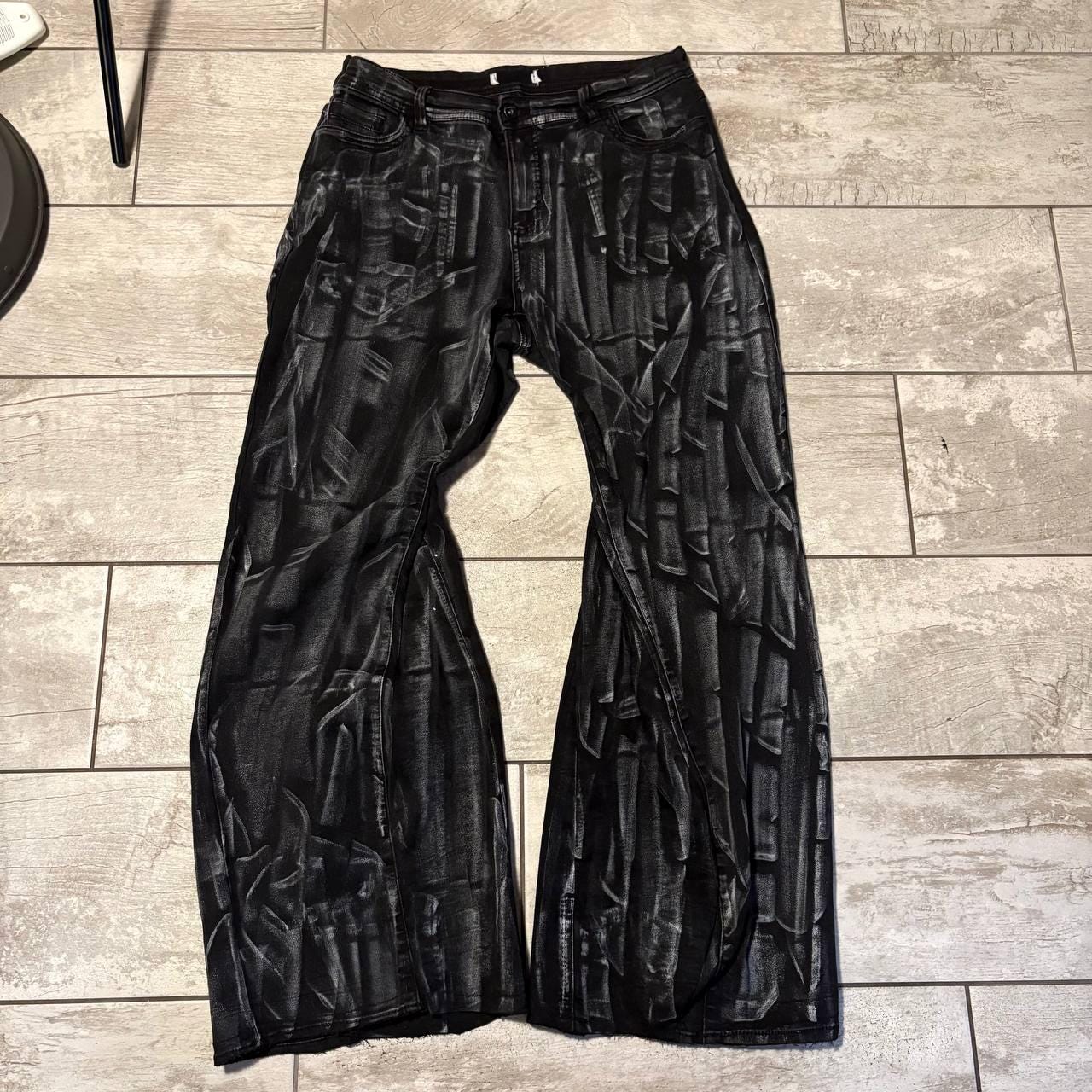 Spodnie z szerokimi nogawkami w kolorze czarnym, woskowanym – ręcznie robione, w stylu grunge Y2K, luźne, rozkloszowane dżinsy, alternatywa dla streetwearu