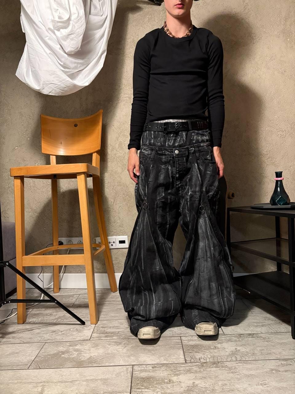 Ręcznie robione czarne spodnie baggy: Punk Goth Cyber Y2K z podwójnym paskiem