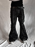 Czarne, rozszerzane jeansy – ręcznie robione, szerokie nogawki, postarzane, gotyckie, grunge'owe spodnie w stylu Y2K