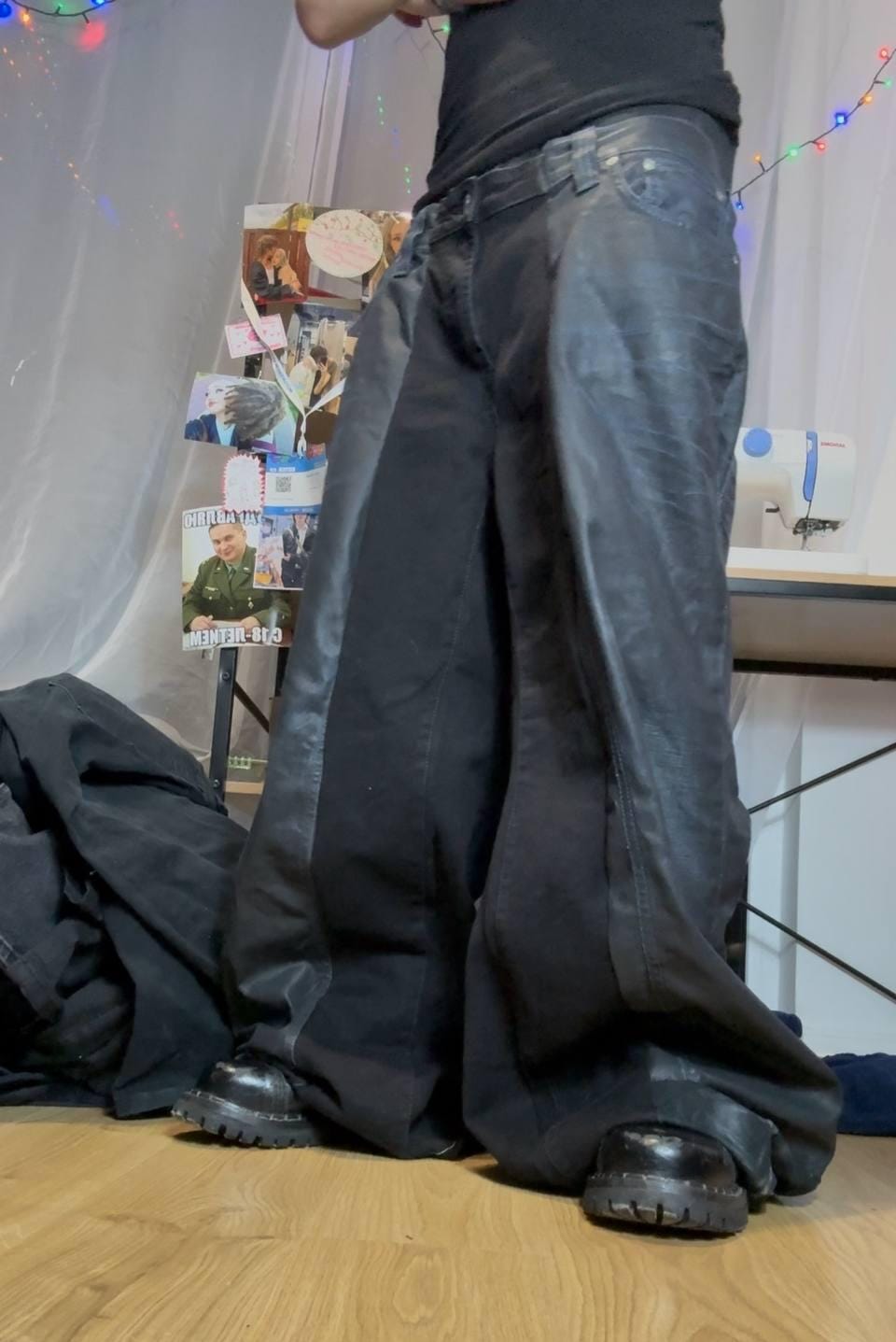 Czarne, luźne jeansy, ręcznie robione: Y2K Goth Punk Streetwear