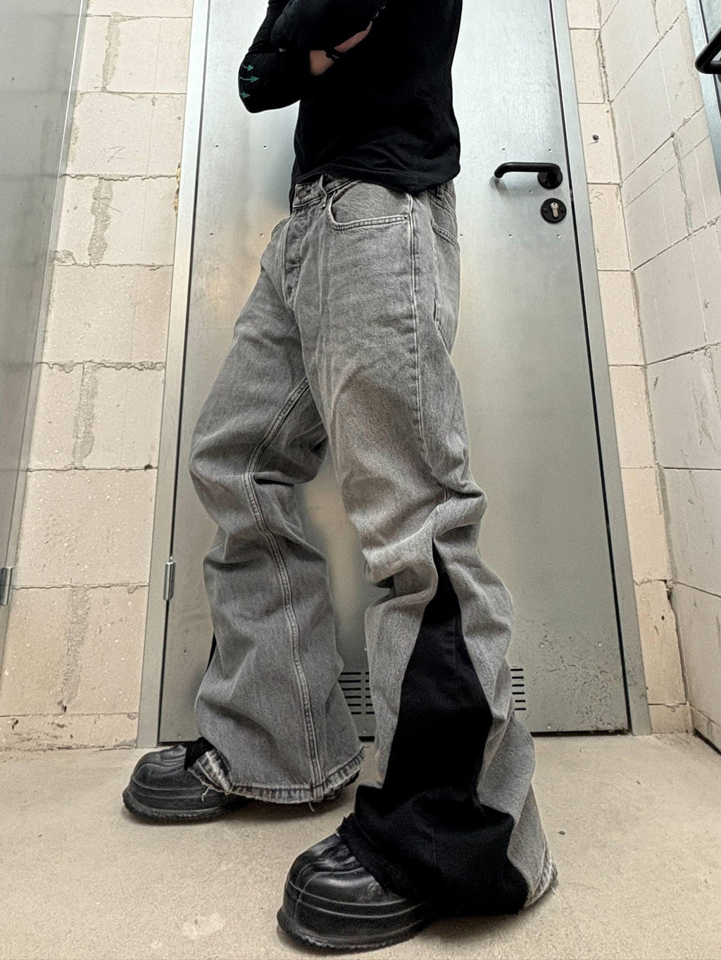 Jeansy Bootcut w kolorze szarym, dzwony, ręcznie robione: Y2K Goth Punk Grunge