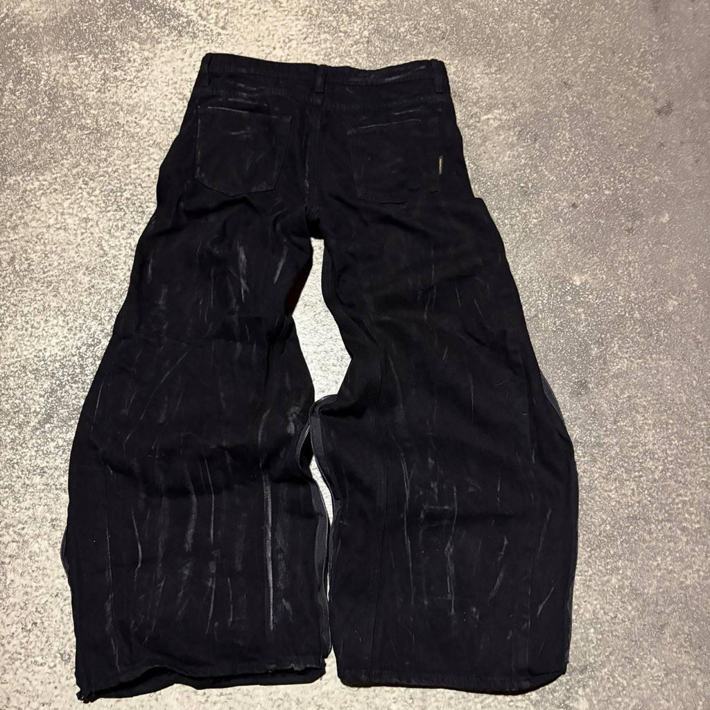 Ręcznie robione czarne, szerokie dżinsy punkowe – gotyckie, workowate, metalowa alternatywa Y2K