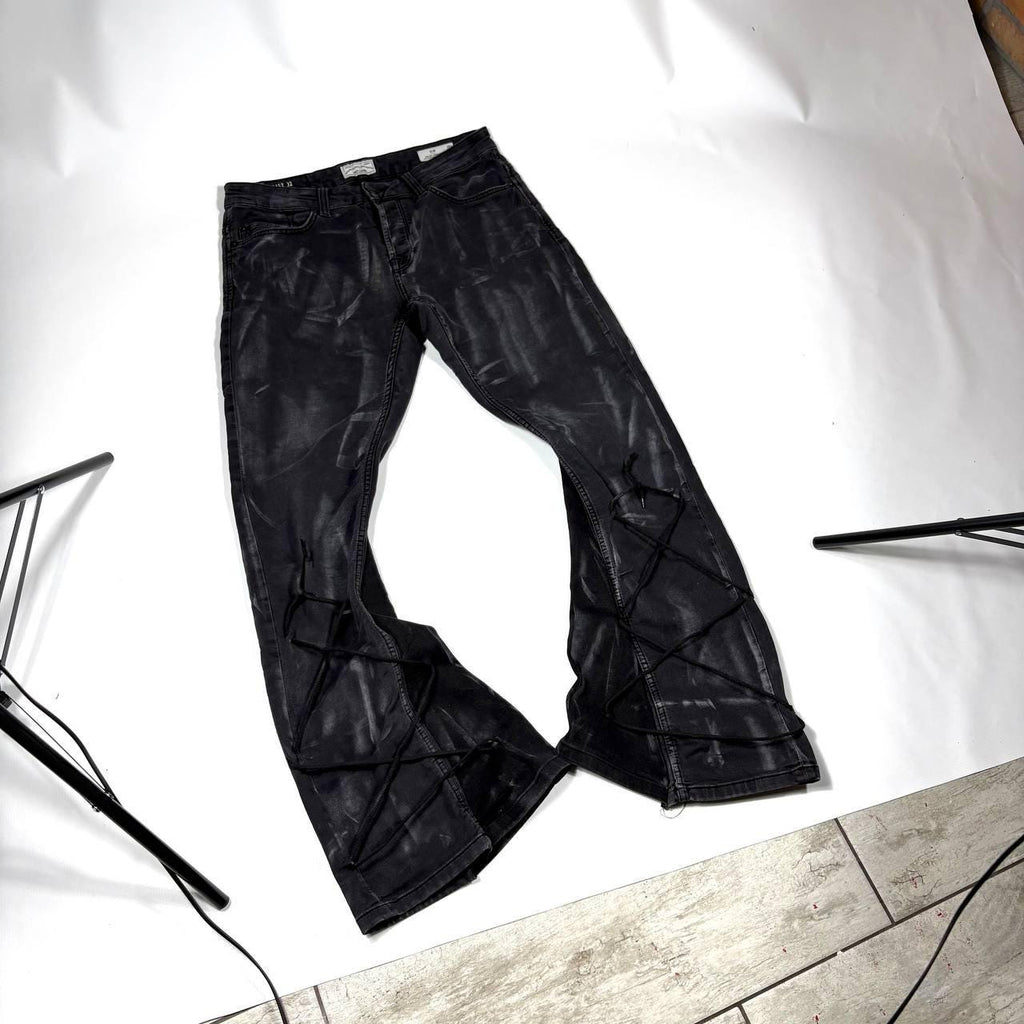 Ręcznie robione czarne dzwony: przetworzony gotycki punk alternatywny streetwear