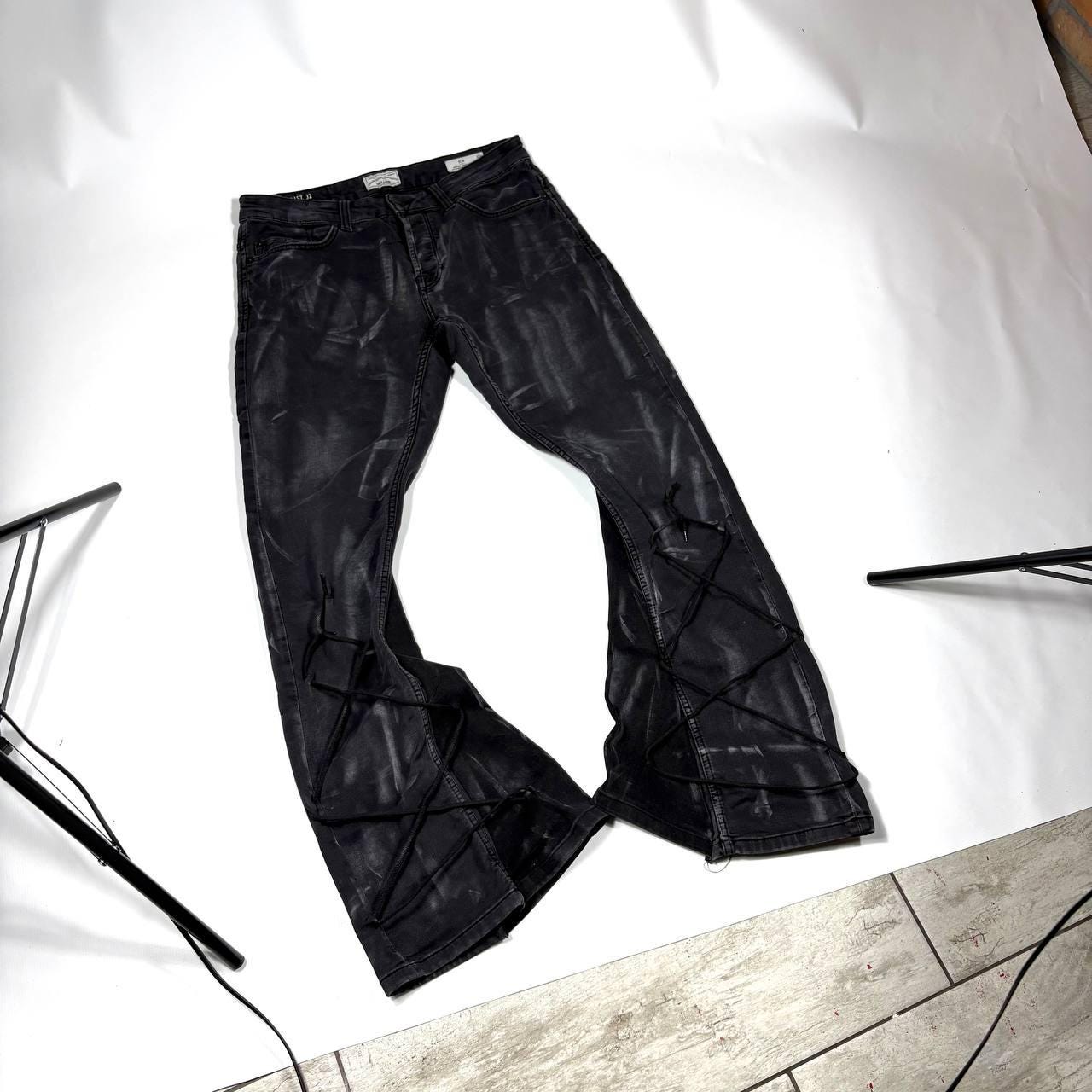 Ręcznie robione czarne dzwony: przetworzony gotycki punk alternatywny streetwear