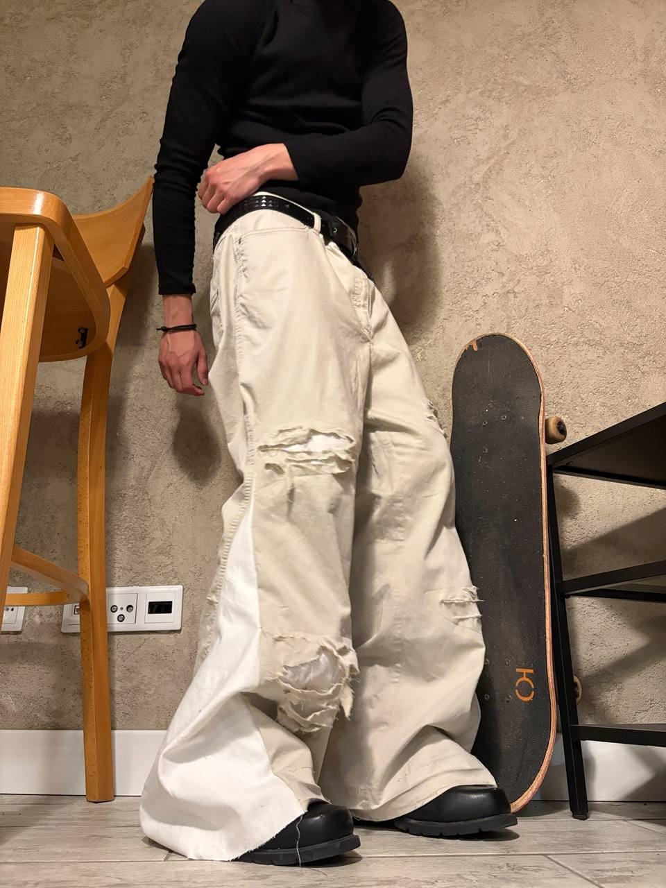 Ręcznie robione spodnie dzwony w stylu gotyckim Y2K: spodnie w stylu streetwear