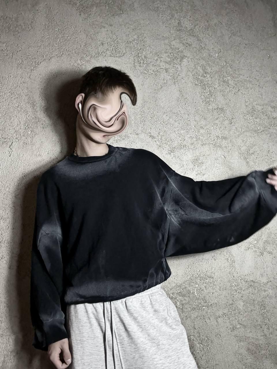 Bluza z kapturem z nadrukiem gotyckiego drutu kolczastego: czarna, grunge'owa odzież uliczna