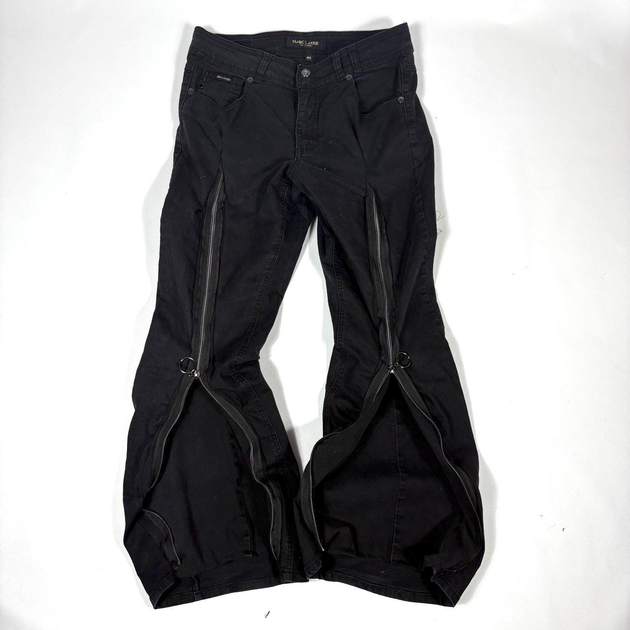 Ręcznie robione czarne rozszerzane jeansy: spodnie z zamkiem błyskawicznym w stylu gotyckim Y2K