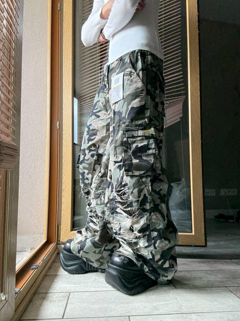 Spodnie cargo Baggy Camo: styl vintage grunge z 2000 r. w stylu wojskowym