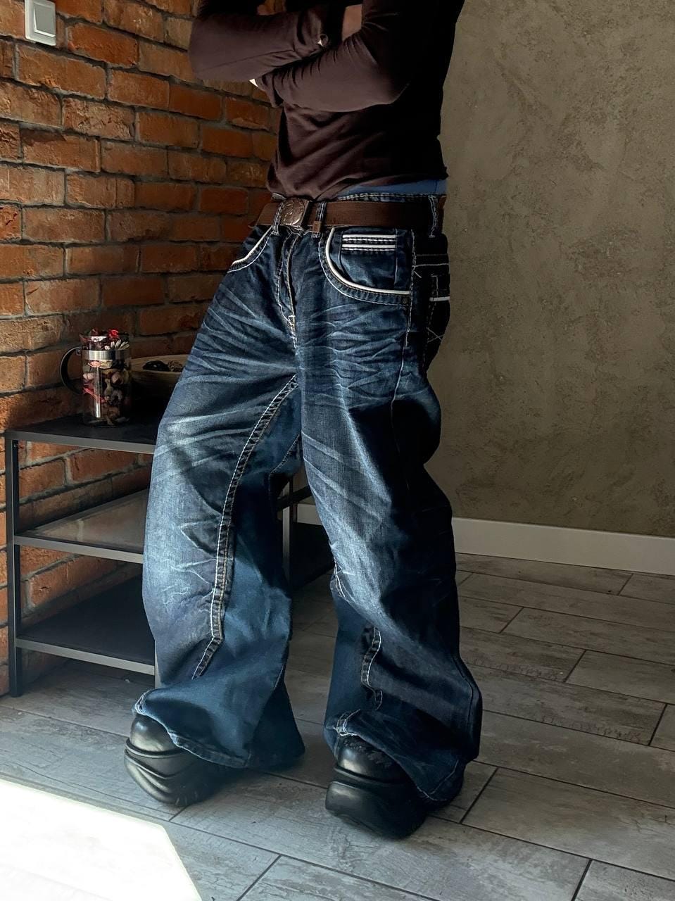 Granatowe, rozszerzane jeansy Baggy – ręcznie robione spodnie z szerokimi nogawkami w stylu gotyckim Y2K Punk