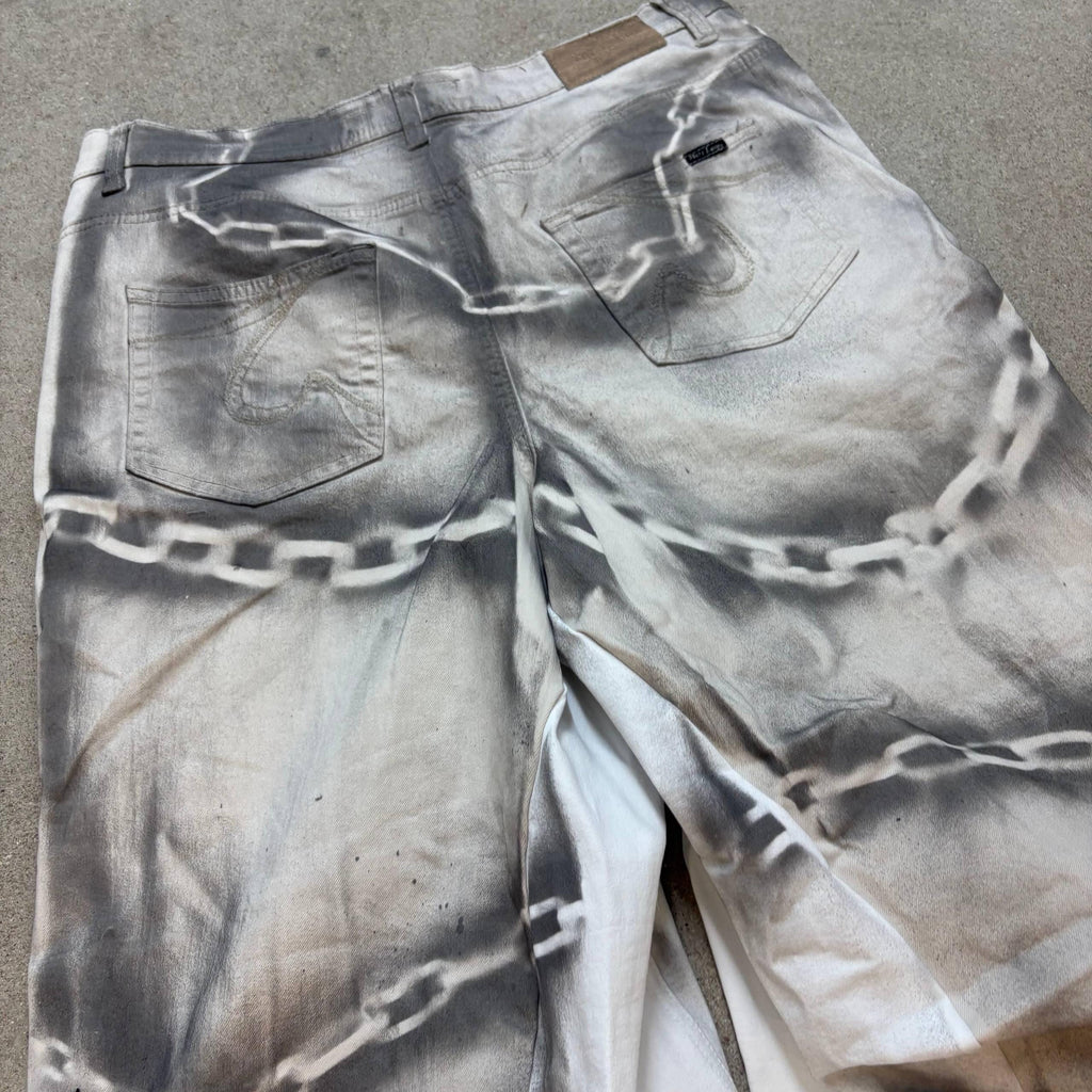 Białe, szerokie jeansy z nadrukiem: Y2K Goth Grunge Streetwear