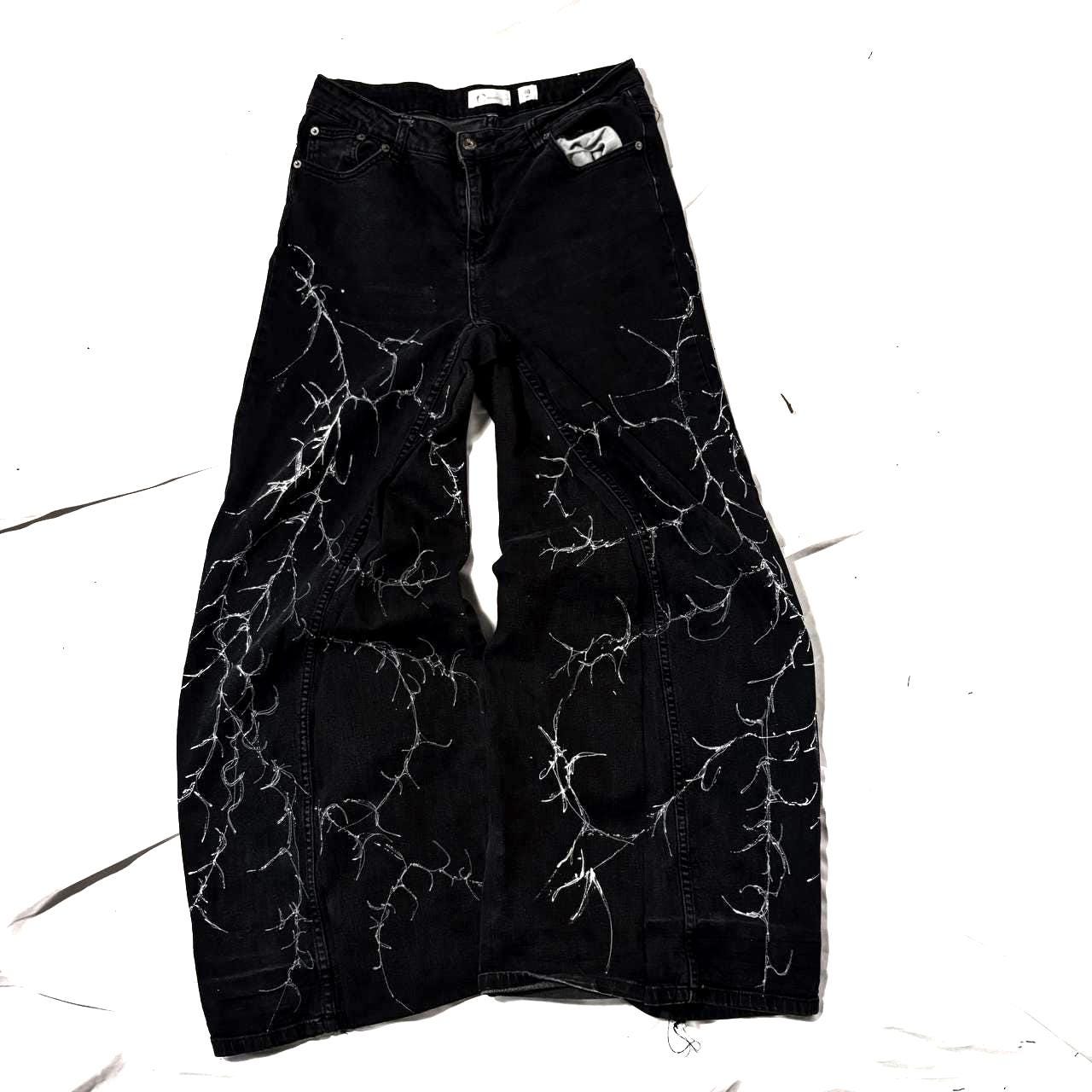 Ręcznie robione spodnie baggy z nadrukiem Cyber Sigilism: Y2K Grunge Techwear