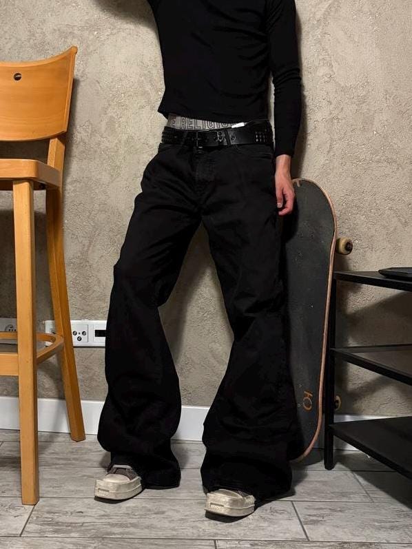 Ręcznie robione rozszerzane czarne jeansy: Y2K Goth Grunge Streetwear