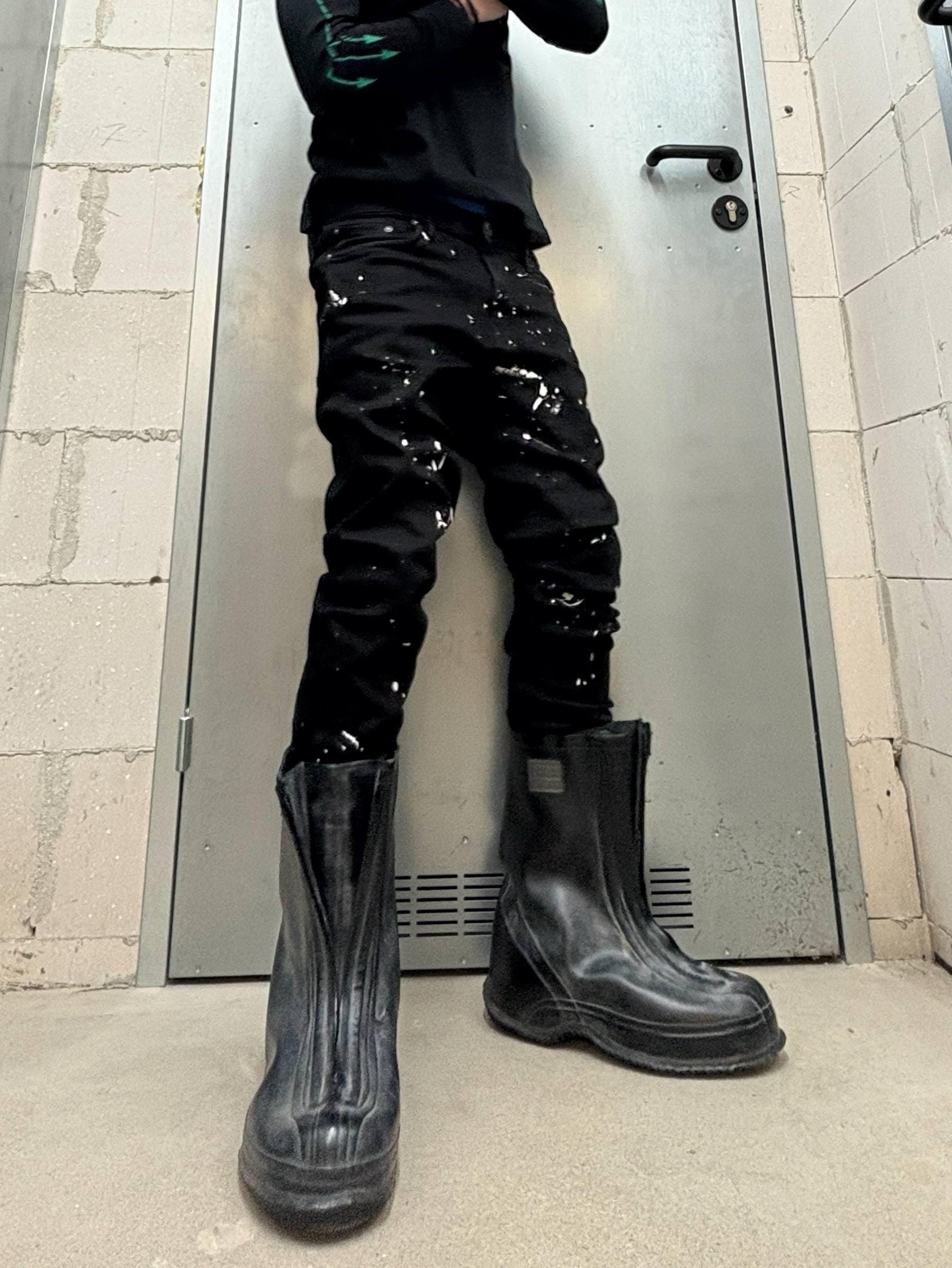 Ręcznie malowane czarne obcisłe spodnie: Gotycki styl Y2K Alt Streetwear