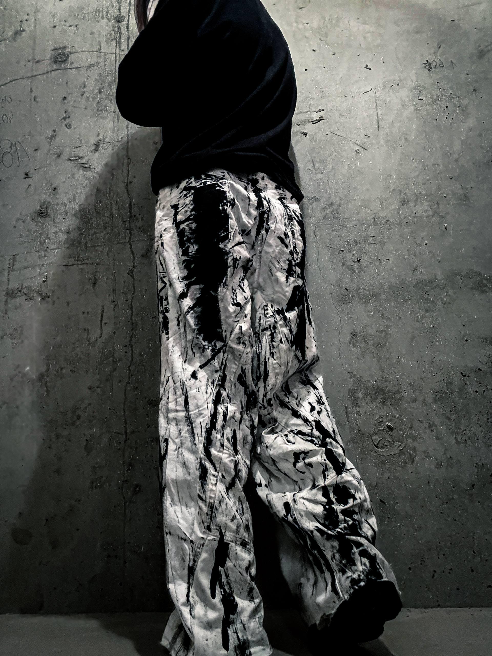 Białe jeansy z szerokimi nogawkami, ręcznie robione: Grunge Goth Y2K